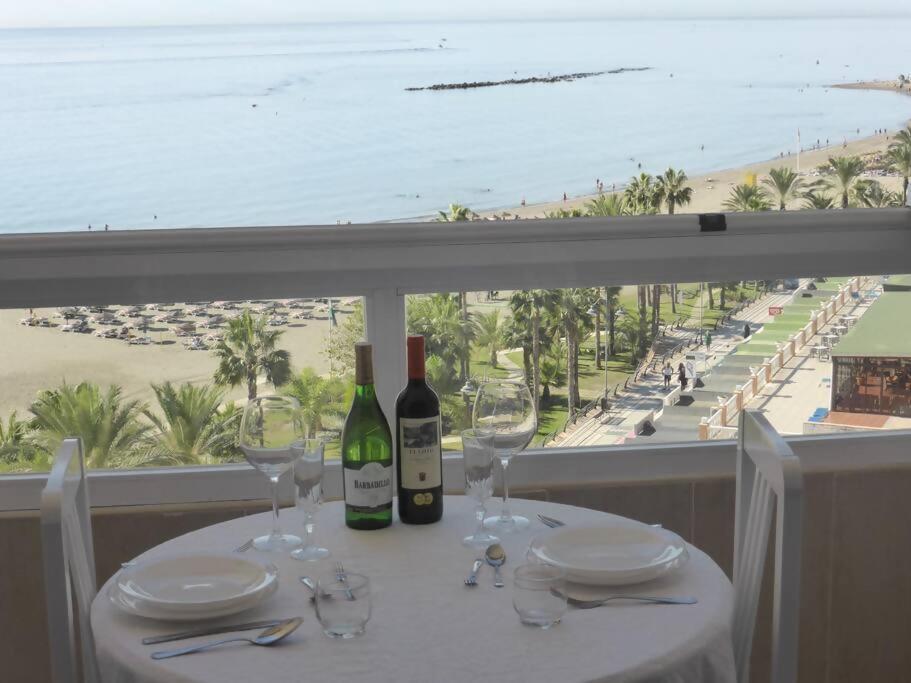 Estudio Nefeli Primera Linea Playa Amazing Views Benalmádena Eksteriør billede