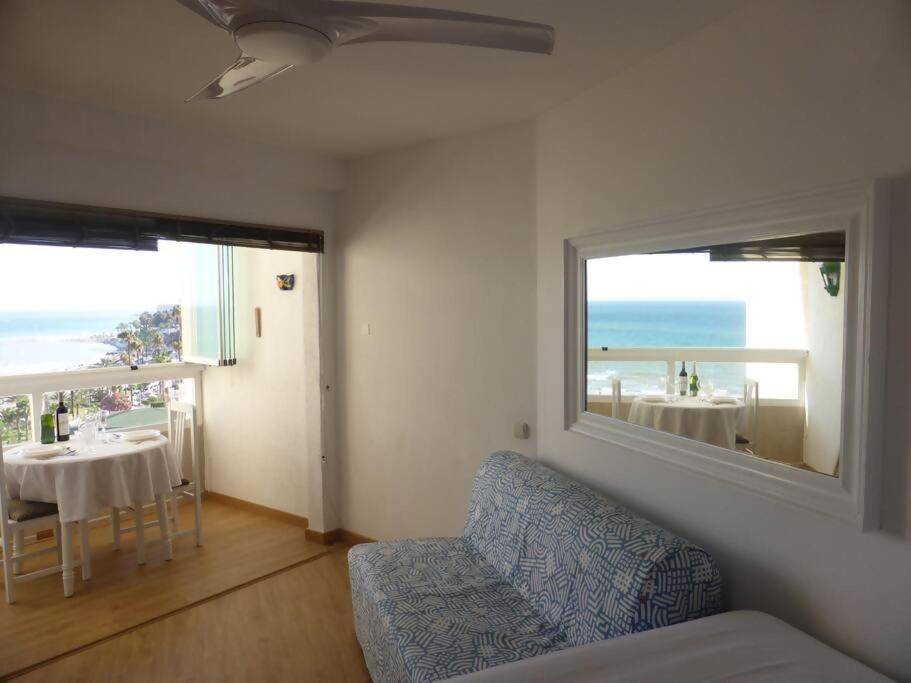 Estudio Nefeli Primera Linea Playa Amazing Views Benalmádena Eksteriør billede